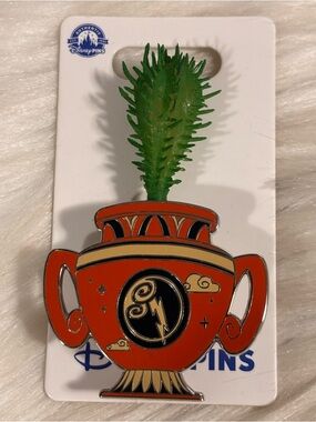 Disney Parks Pin Hercules Vase 3D Succulent - New